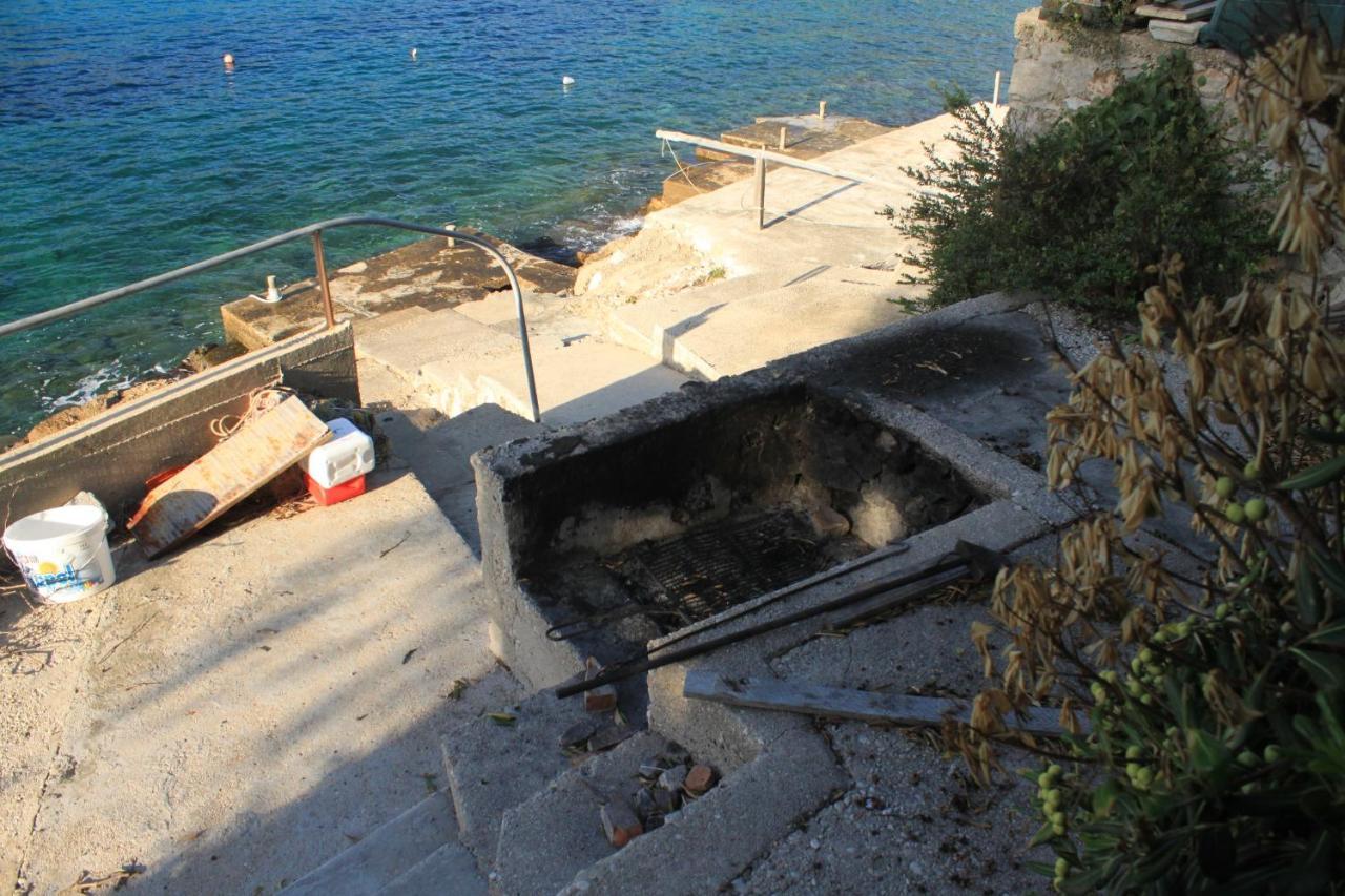 Apartments By The Sea Milna, Vis - 8913 Zewnętrze zdjęcie