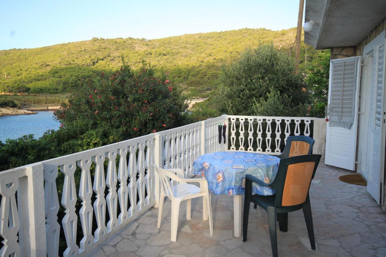 Apartments By The Sea Milna, Vis - 8913 Zewnętrze zdjęcie