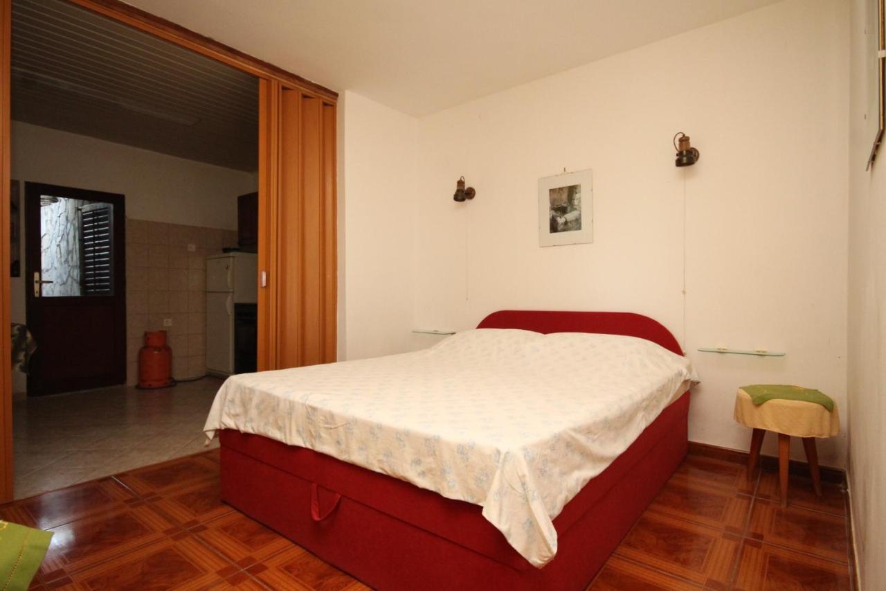 Apartments By The Sea Milna, Vis - 8913 Zewnętrze zdjęcie
